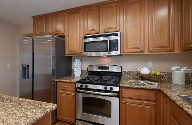 Building Photo - 1322 Isabella Way
