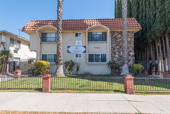 Building Photo - 4324 Ventura Canyon Ave