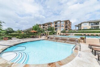 Building Photo - Panorama Villas