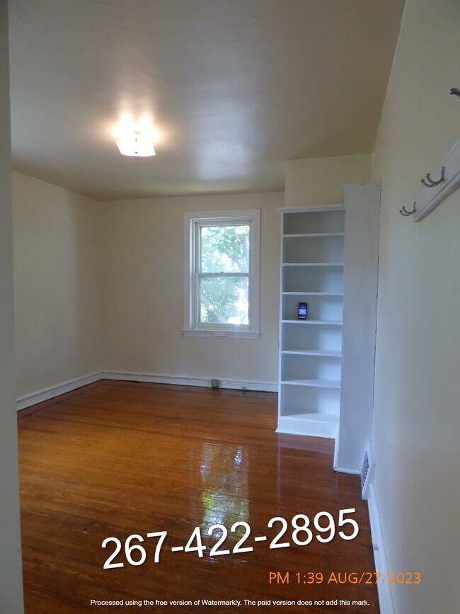 Foto del edificio - 3500 Race St