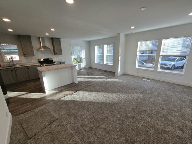 Foto del edificio - 155 Laurinda Ln