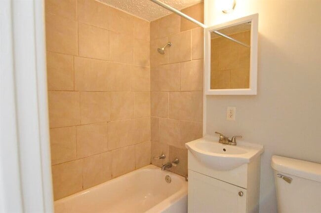 Foto del edificio - 801 N 48th St