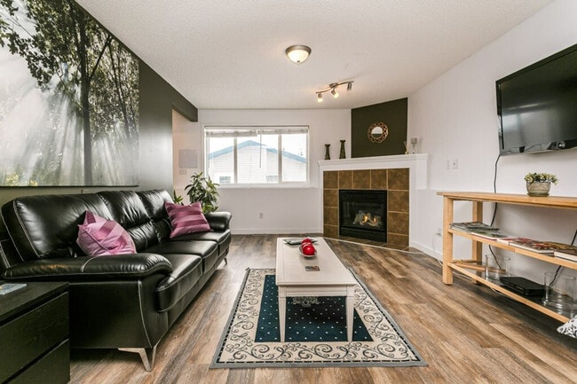 Building Photo - 3029 Trelle Crescent NW