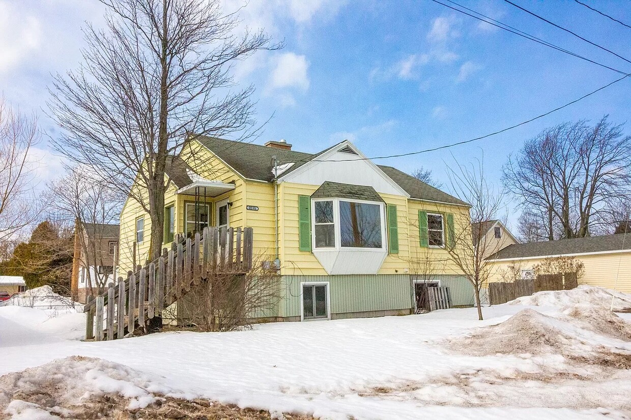 Primary Photo - 2081 Wilkinson Ave