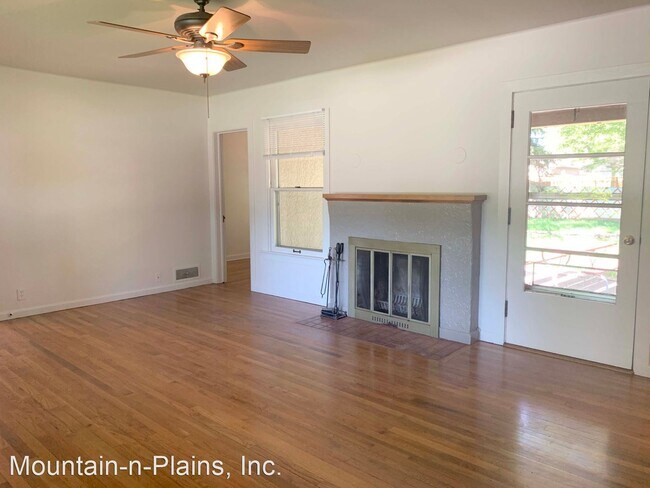 Foto del edificio - 3 br, 1 bath House - 401 S. Shields Street