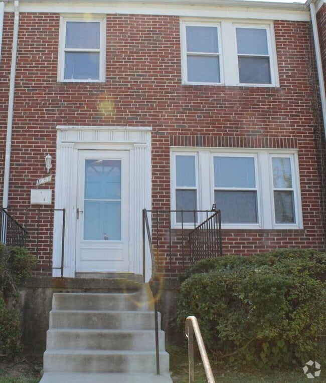 Building Photo - 1457 N Forest Park Ave