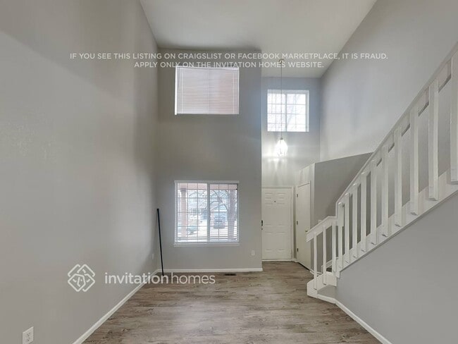 Building Photo - 4881 N Silverlace Dr