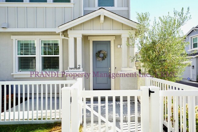 Building Photo - "Spacious 4-Bed Condo at 2 Orta Way, Novat...