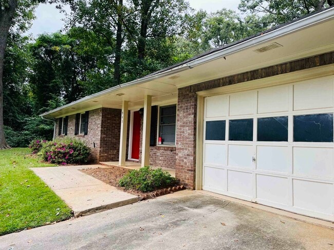 Building Photo - 943 Parkstone Dr