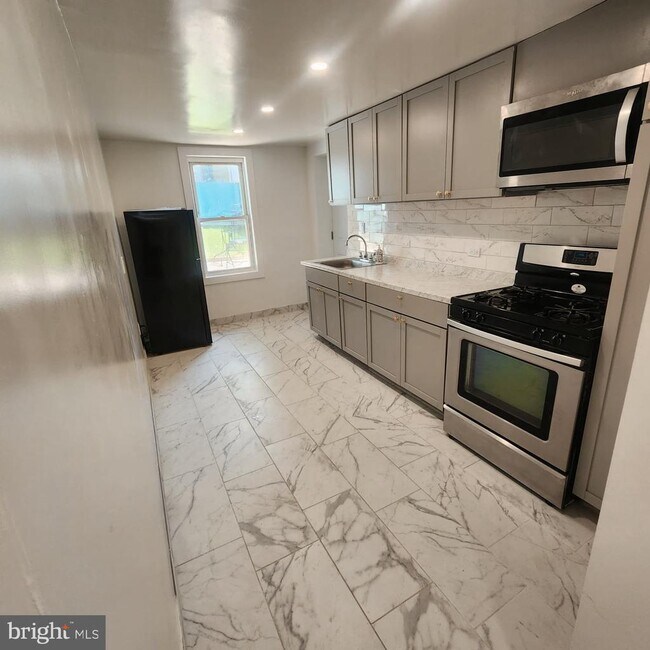 Foto del edificio - 721 E 6th St