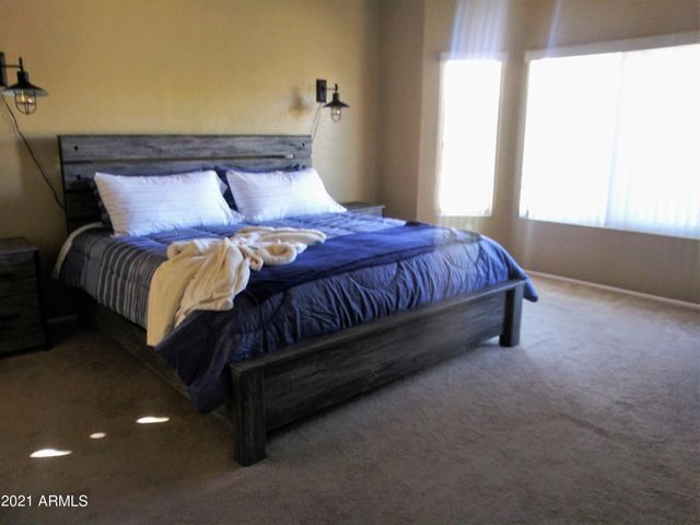 Building Photo - 15320 W Echo Canyon Dr