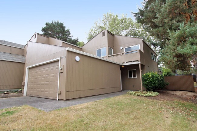 Foto del edificio - 17638 NW Shorewood Dr