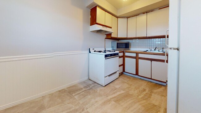 Foto del edificio - 10722 Gifford Ave