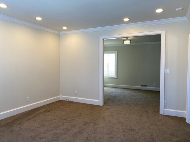 Living Room 3 - 2359 20th Ave