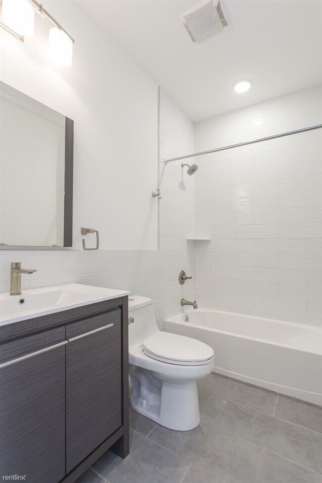 Foto del edificio - 1636 W Flora St
