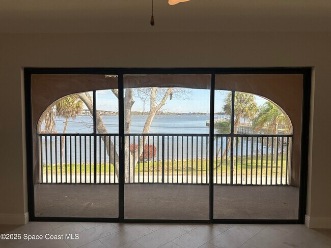 Foto del edificio - 55 Riverside Dr