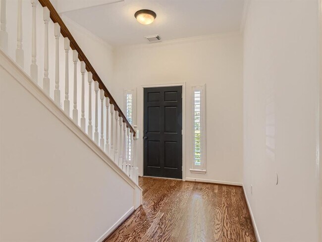 Building Photo - 2623 Shady Acres Ct