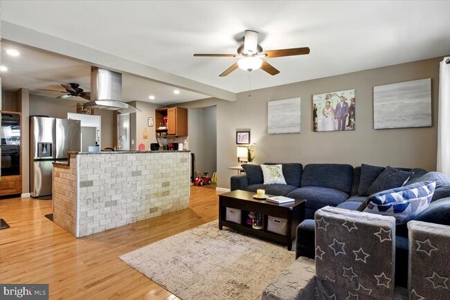 Foto del edificio - 4118 Granby Rd