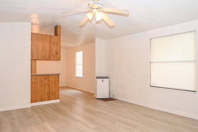 Foto del edificio - 413 1st St