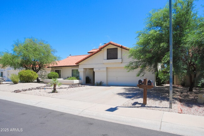Building Photo - 10575 E Mission Ln