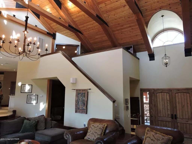 Building Photo - 2176 Glenbrook Dr