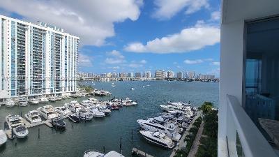 Primary Photo - 17111 Biscayne Blvd