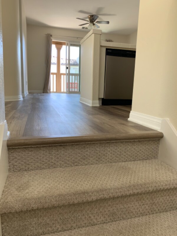 Foto del edificio - 28427 Santa Rosa Ln