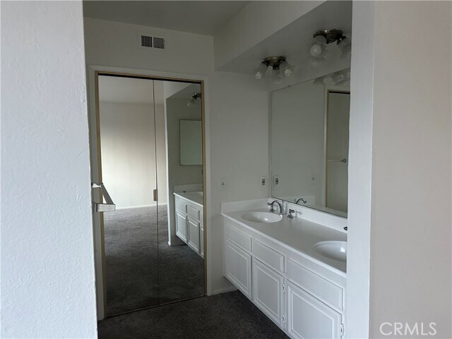 Foto del edificio - 3431 Artesia Blvd