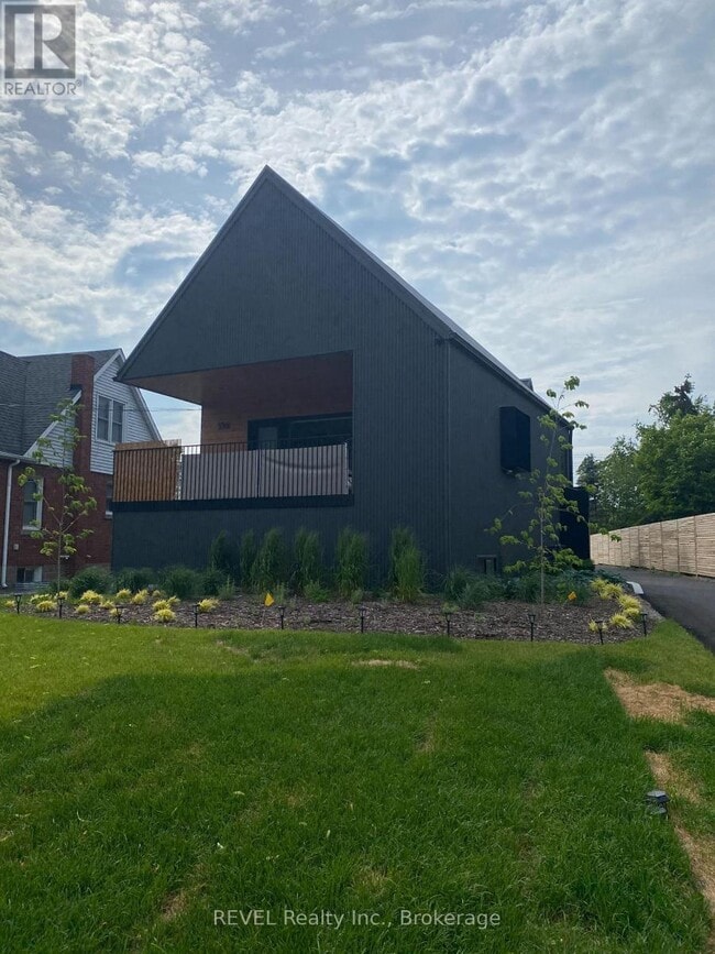 Building Photo - 5361 Valley Way