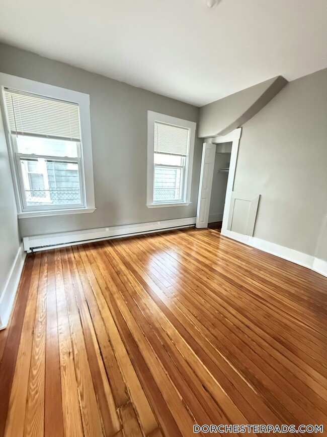 Foto del edificio - 6 Bowdoin Park