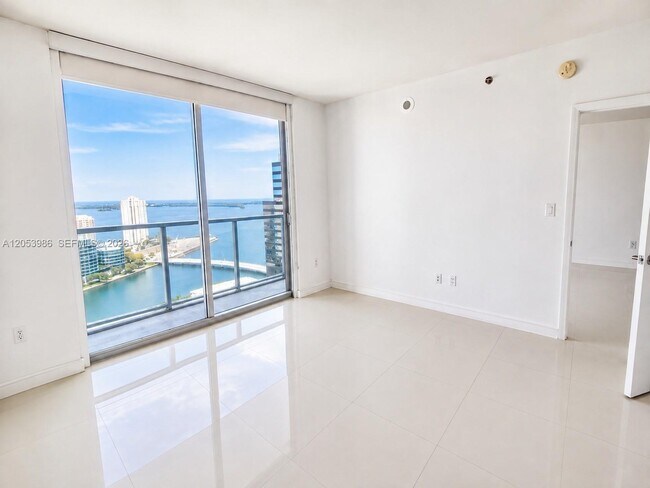 Foto del edificio - 500 Brickell Ave