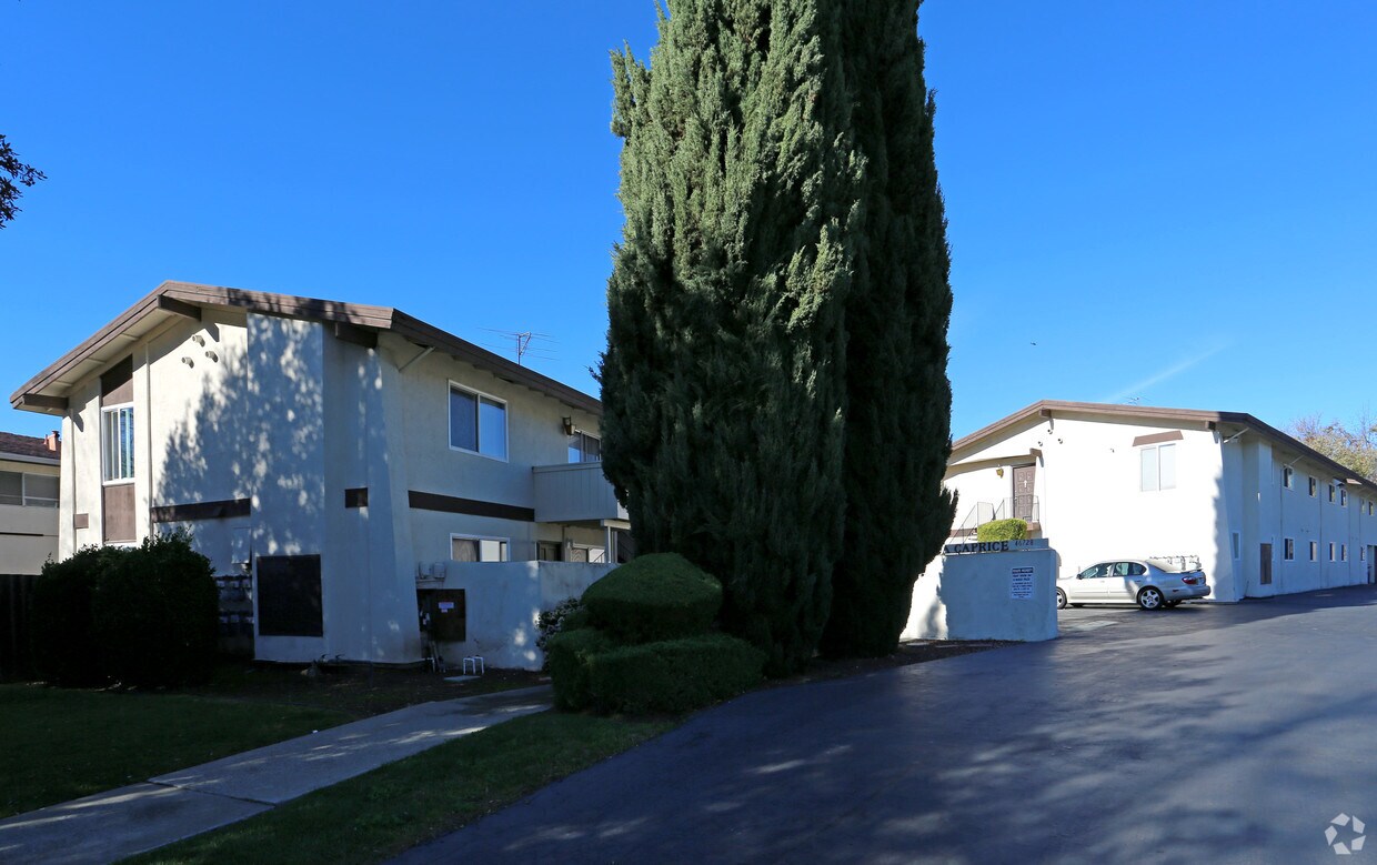 Villa Caprice Apartments in Fremont, CA Villa Caprice Apartments in Fremont, CA