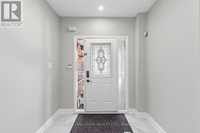 Building Photo - 11 Dring St