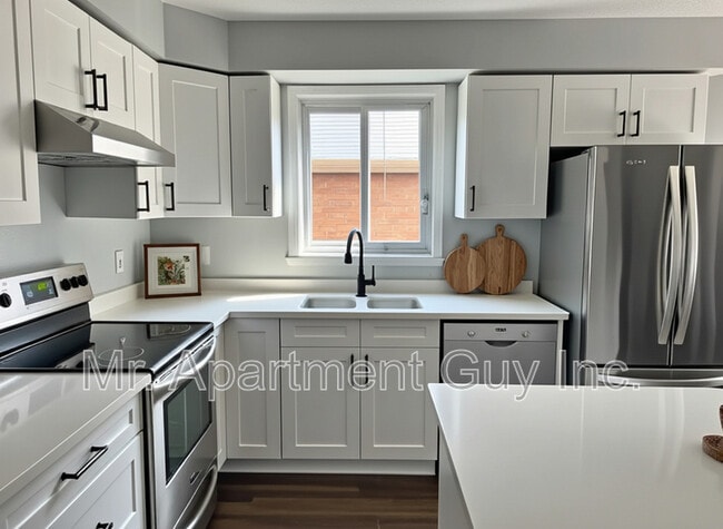 Photo du bâtiment - 493 Bankside Dr