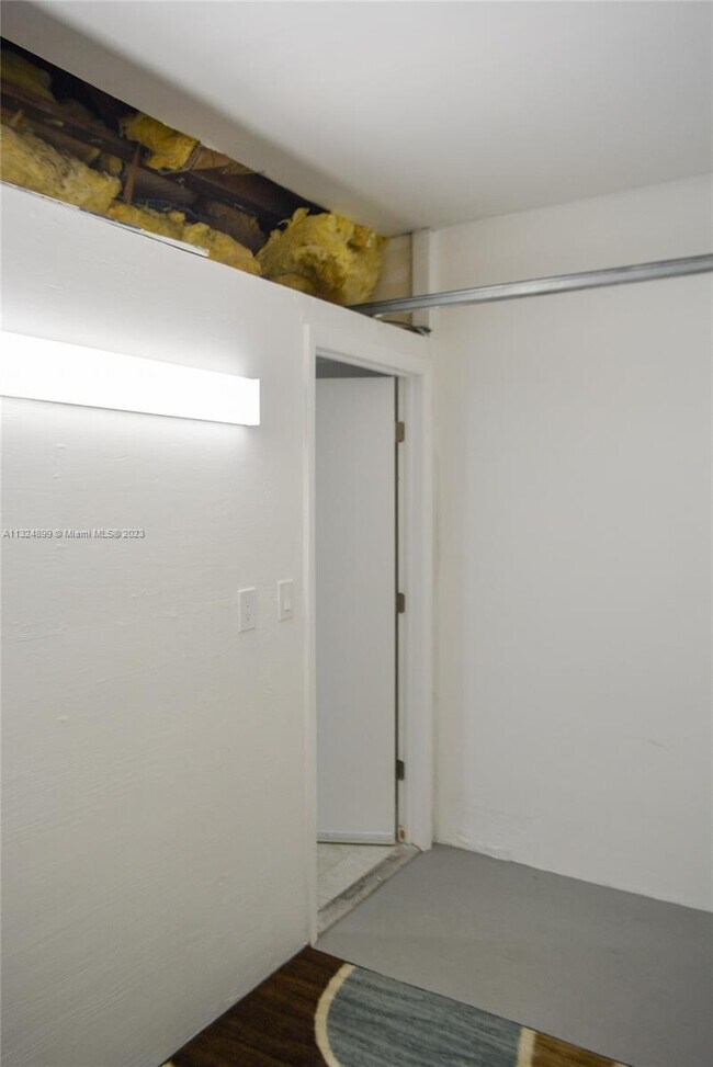 Foto del edificio - 847 NW 80th Way