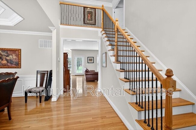Building Photo - 2137 Roswell Dr