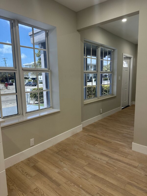 Foto del edificio - 3095 W Flagler St