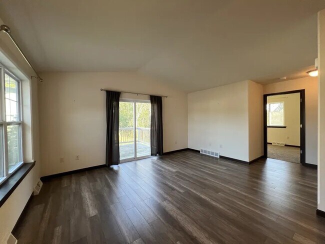 Foto del edificio - 4922 Annabelle Ct