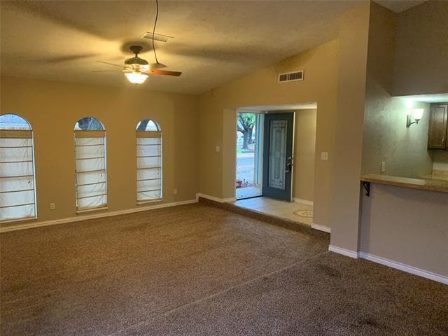 Foto del edificio - 4107 Rushmoor Dr