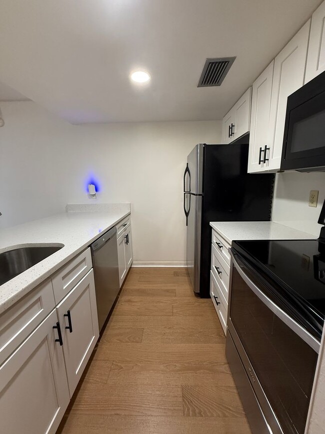 Foto del edificio - Great Largo 2/1 condo 55+ community