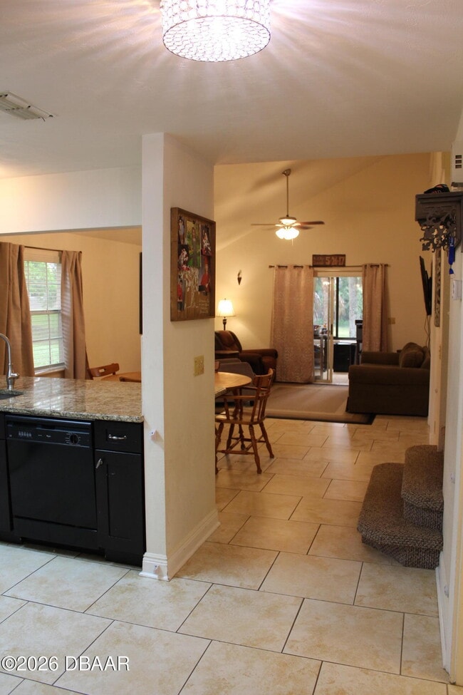 Foto del edificio - 4542 Rockledge Ln