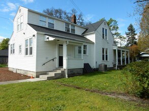 Building Photo - 1456 Liberty St NE