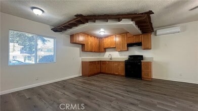 Building Photo - 512 N Marguerita Ave
