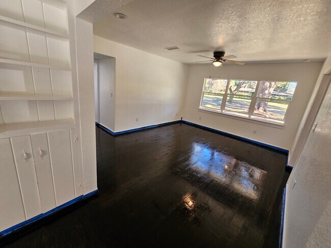 Foto del edificio - 322 SE 28th Ave