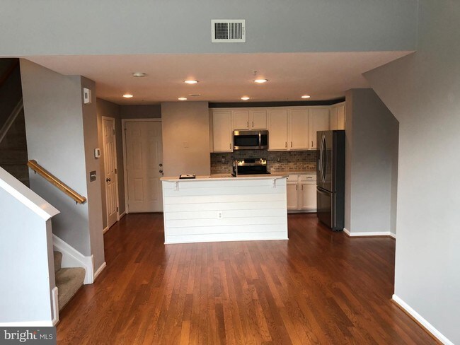 Building Photo - 42233 Terrazzo Terrace