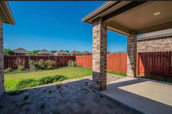 Building Photo - 1328 Volente Ln