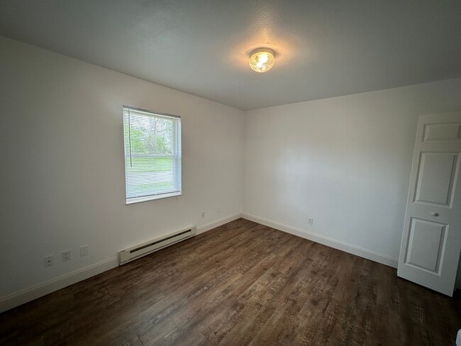 Building Photo - 401 Clearfork Dr