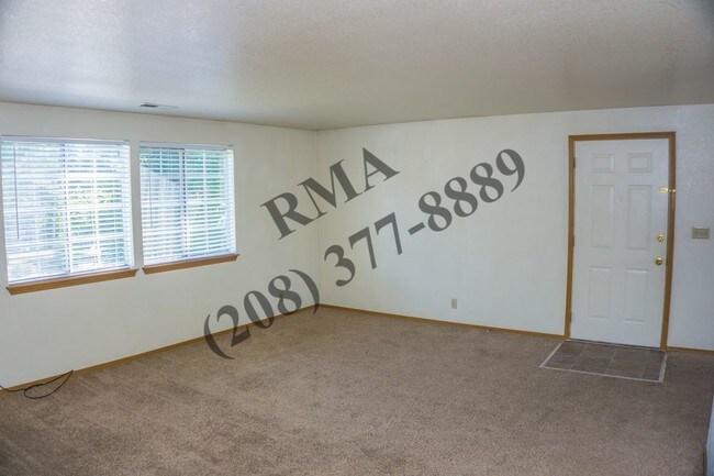 Building Photo - 3622 W Rose Hill St