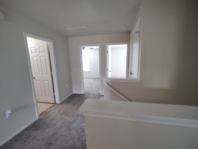Foto del edificio - 9412 Southwick Dr