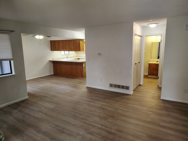 Foto del edificio - 9421 W 89th Cir